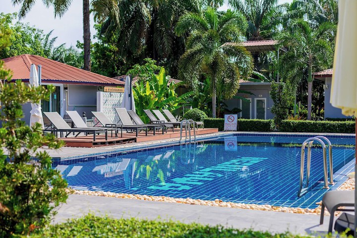 Pool 117 of 154