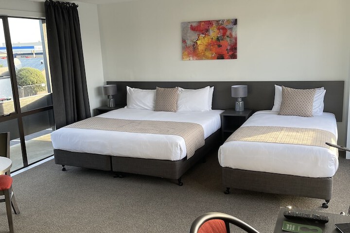 Room 16 of 81