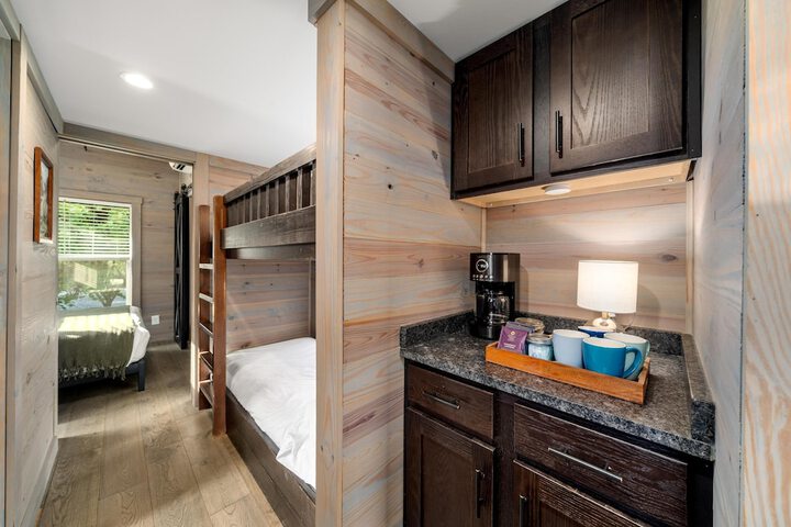 Room 34 of 180