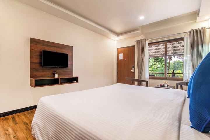 Room 13 of 63