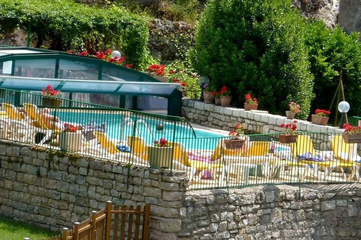 Pool 26 of 53