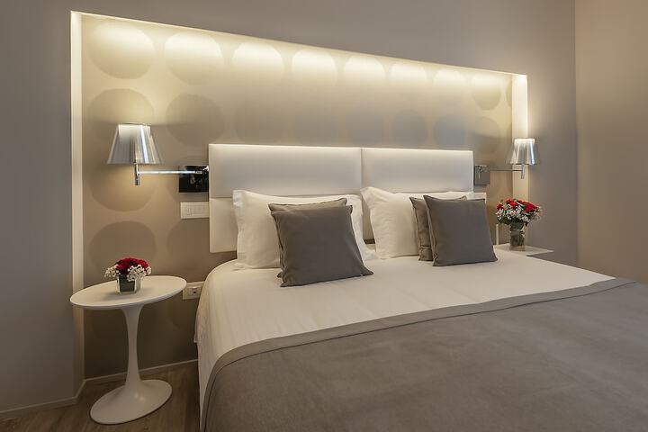 Room 17 of 47