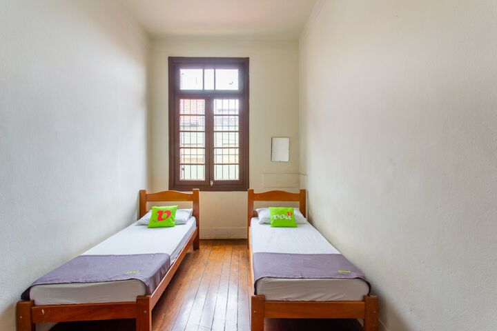 Room 68 of 123