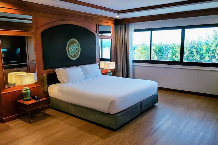 Room 7 of 91
