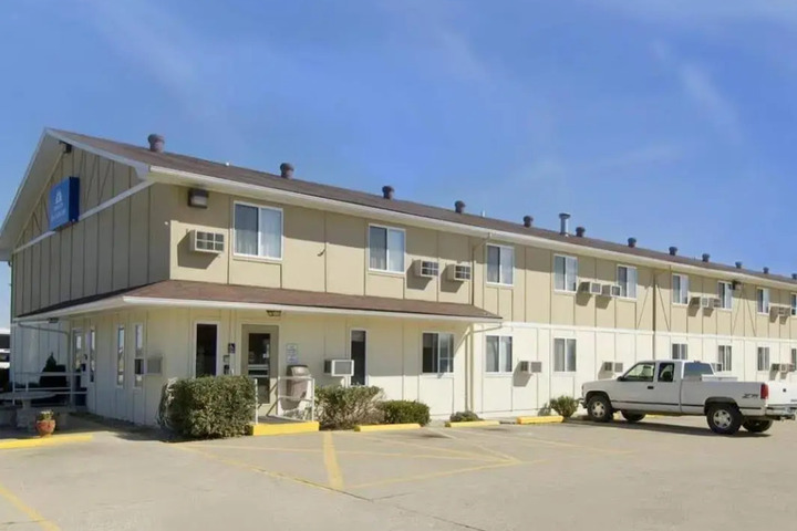 Image of AMERICAS BEST VALUE INN