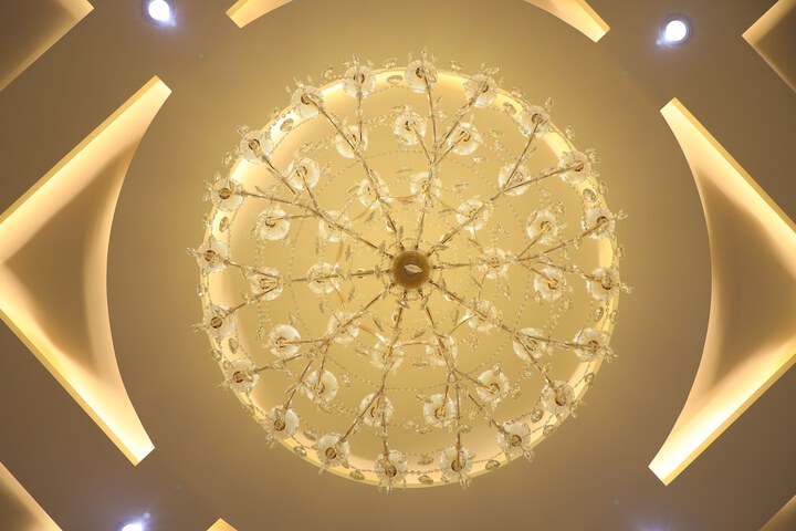 Ballroom/Hall 22 of 27