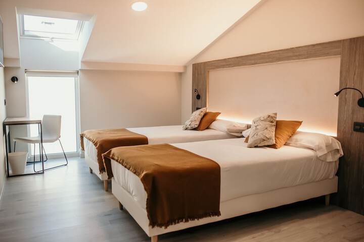 Room 28 of 72
