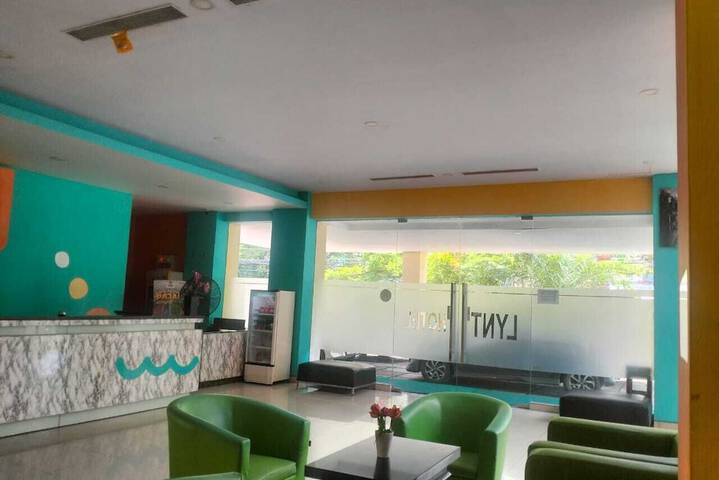 Lynt Hotel Makassar