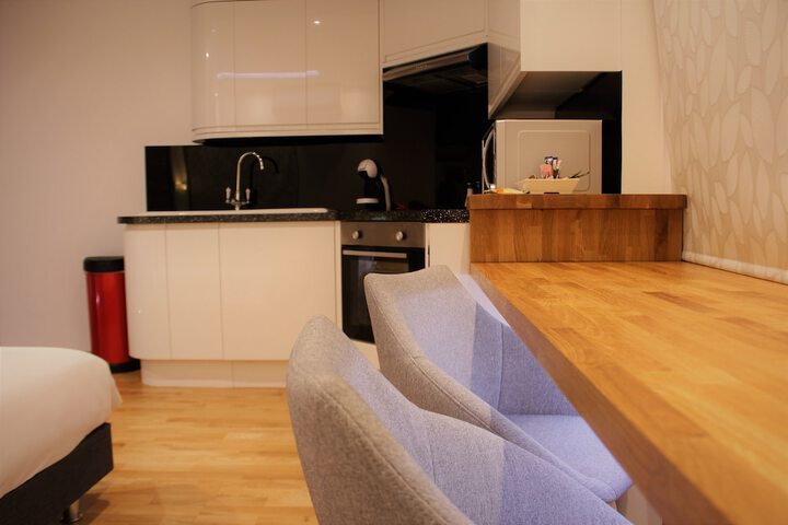 Room 4 of 52