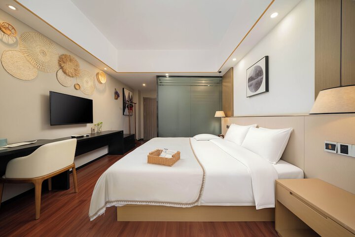 Room 25 of 79