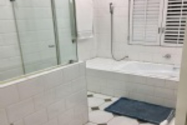 Room 204 of 216