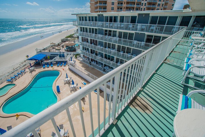 Terrace/Patio 56 of 101