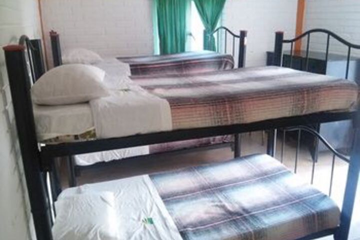 Room 7 of 14