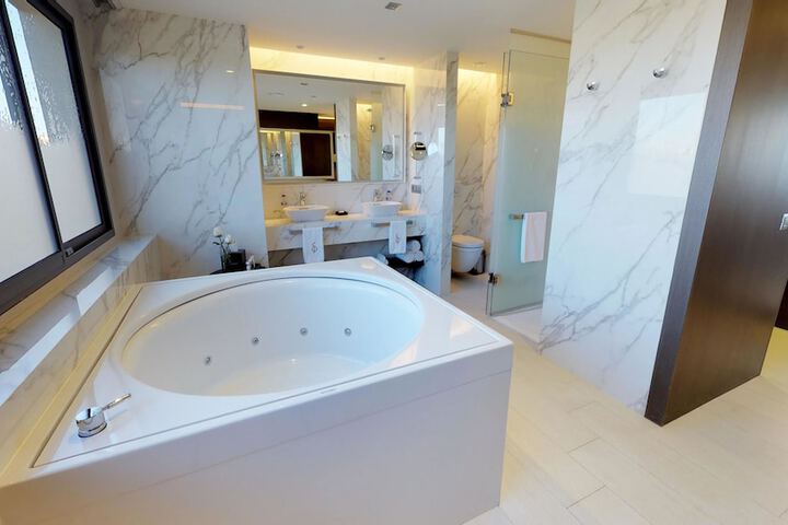 Bathroom Interior Photo