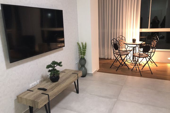 Room 19 of 29