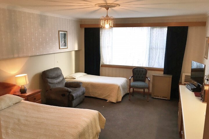 Room 28 of 70