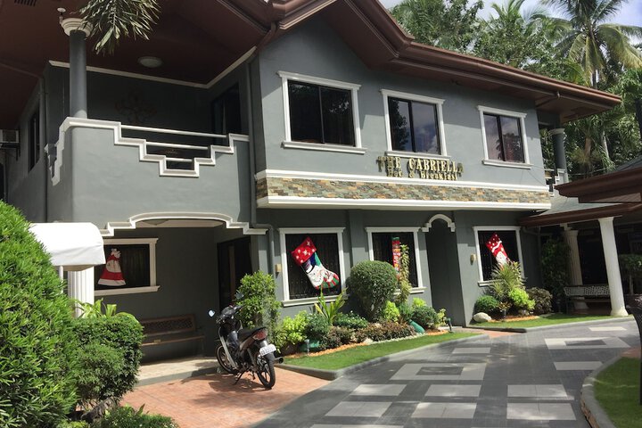 Hotel Entry