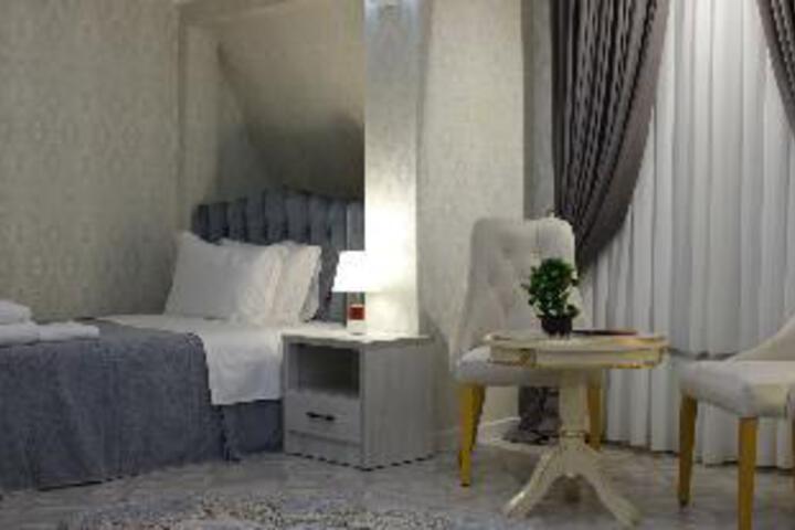Room 17 of 23