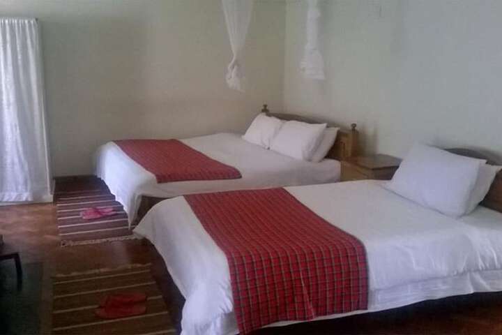 Room 3 of 27
