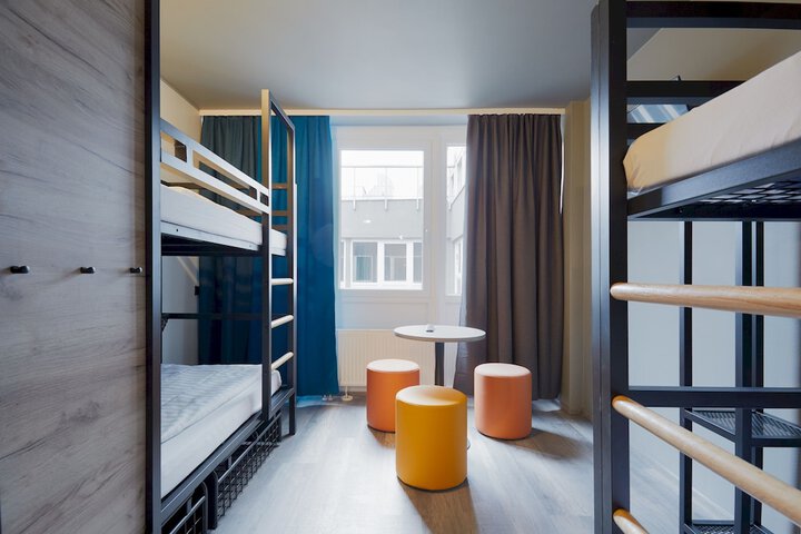 Room 20 of 42