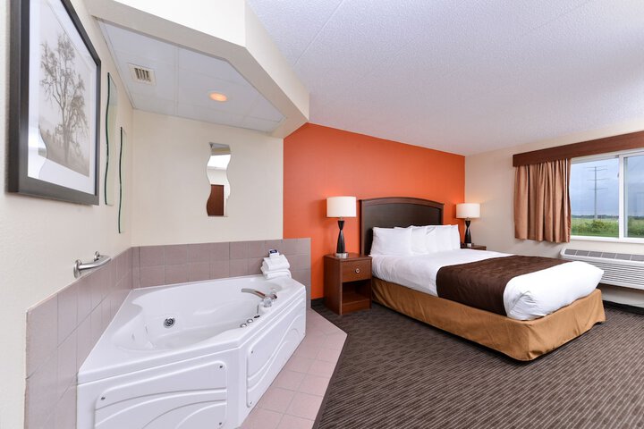 1 King Bed (11 of 14)