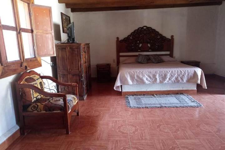 Room 3 of 9