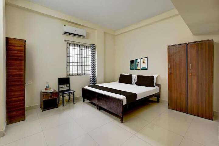 Room 7 of 13