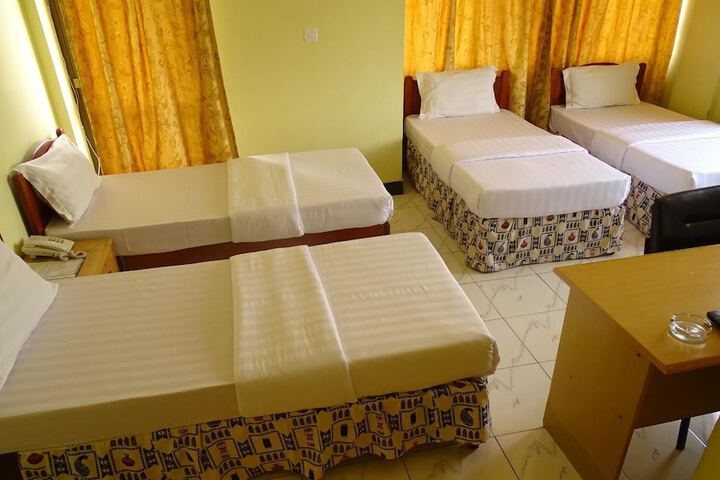 Room 7 of 43