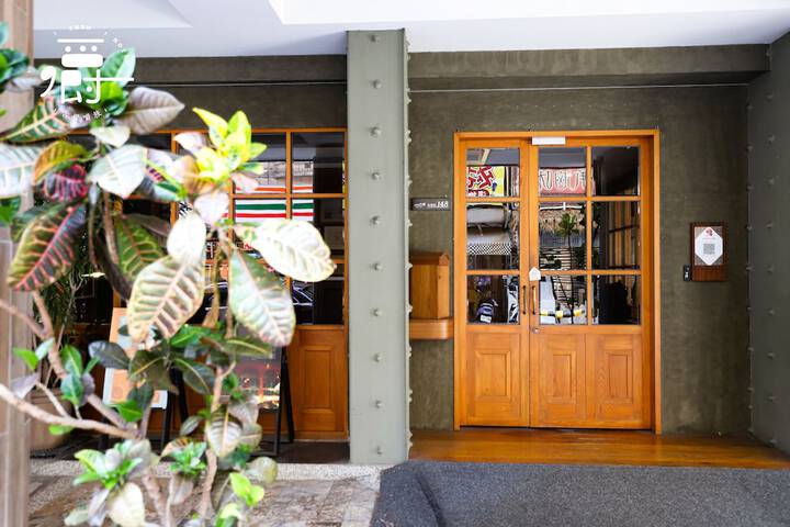Hotel 67 of 70