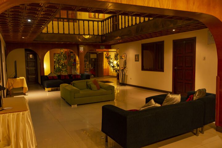 Room 9 of 21
