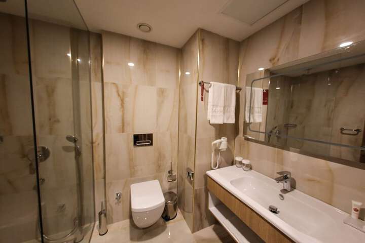 Room 20 of 41