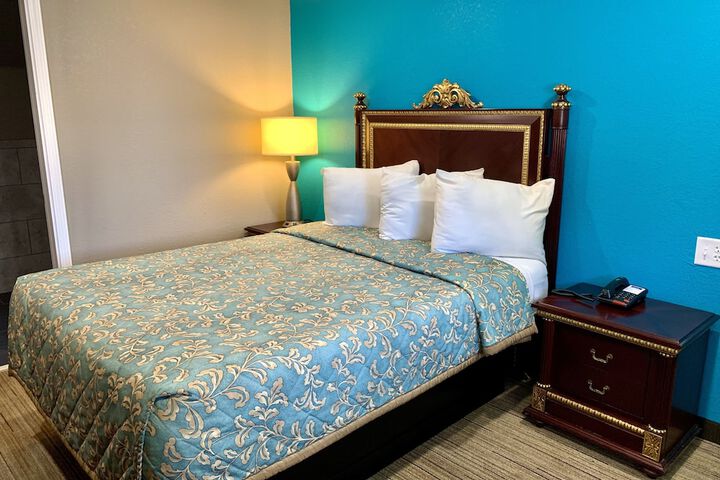 Room 26 of 112