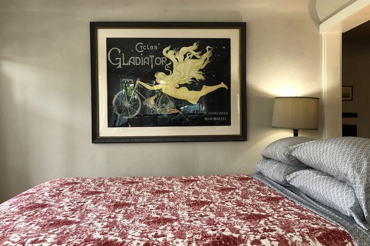 Room 9 of 81