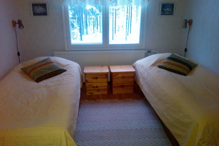 Room 8 of 50