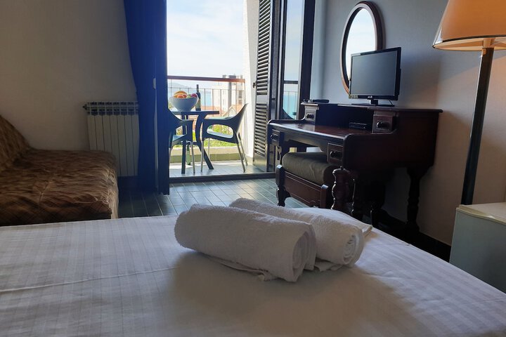 Room 7 of 38