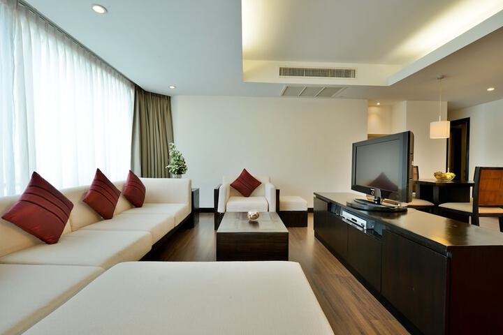 Room 7 of 71