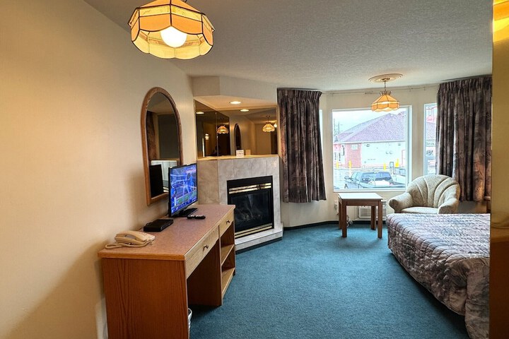 Room 9 of 52