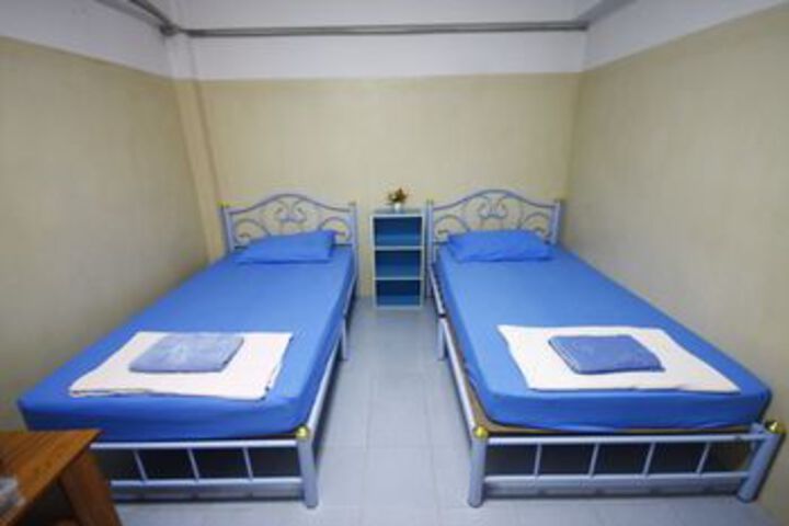 Room 8 of 47