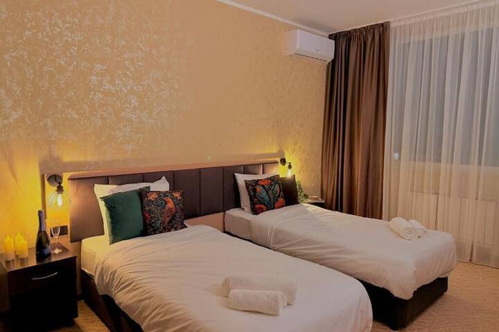 Room 15 of 24