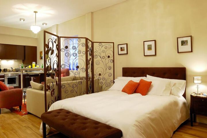 Room 4 of 34