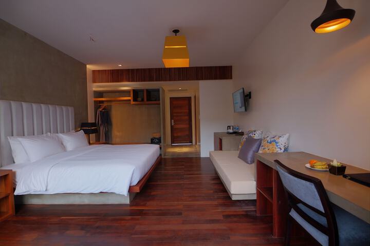 Room 38 of 169