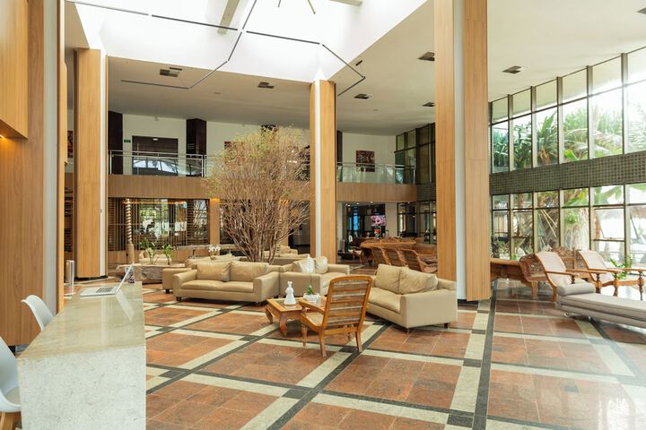 Guest Lobby