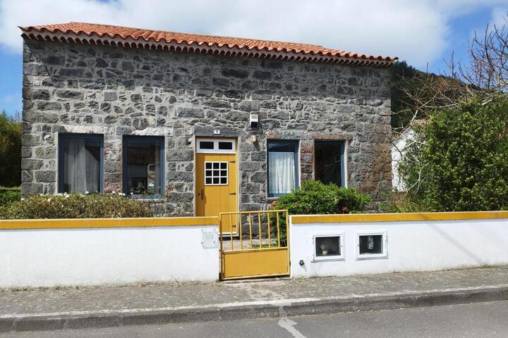 Casa dos Platanos-Family Home