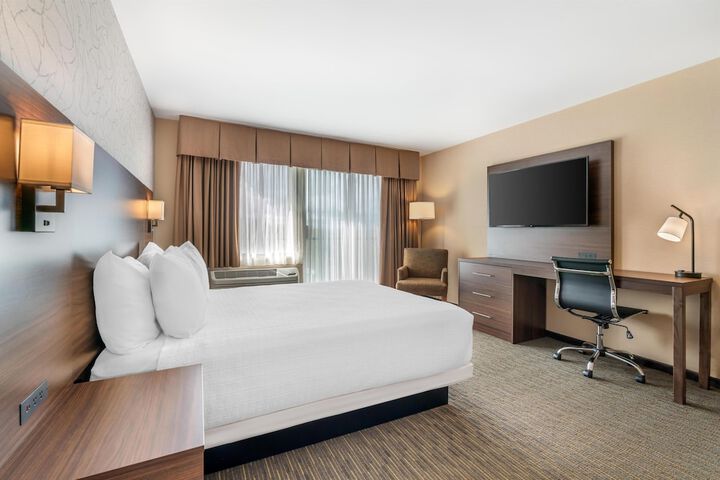Room 44 of 101