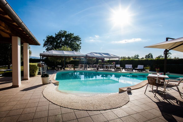 Pool Hotel