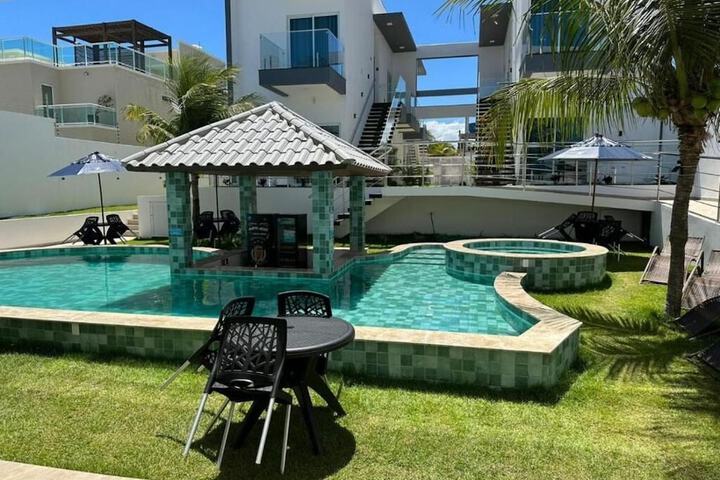 Pool 19 of 32