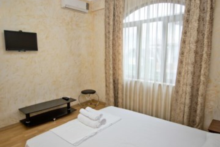 Room 22 of 93