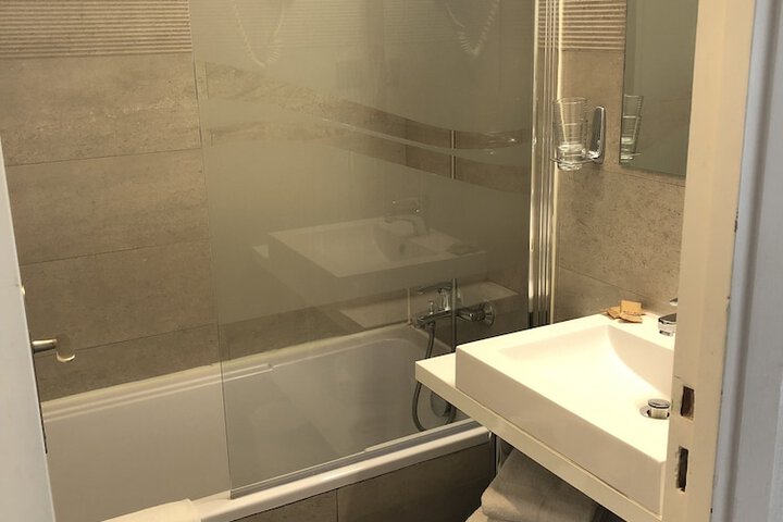 Bathroom Interior Photo