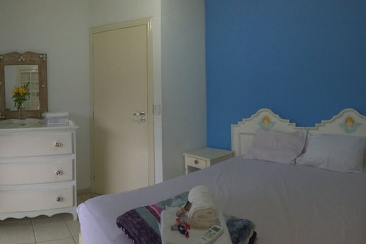 Room 2 of 14