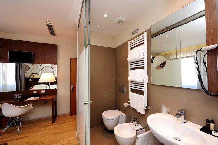 Bathroom Interior Photo